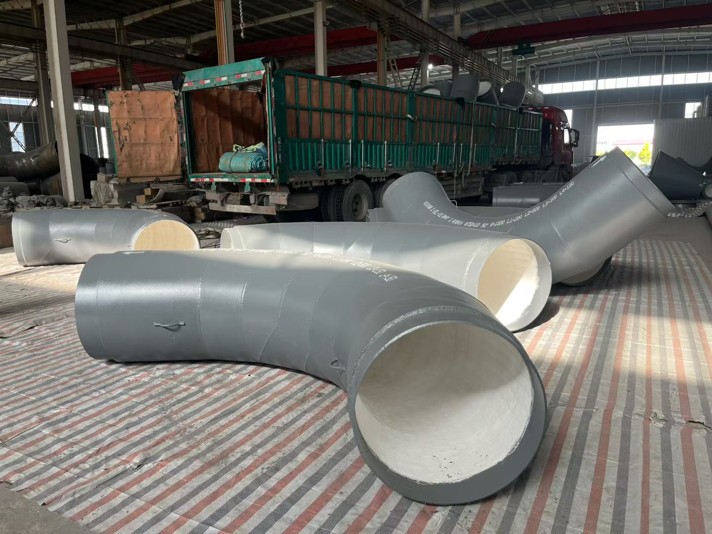 中卫市双金属耐磨管高铬合金耐磨管 - 价格